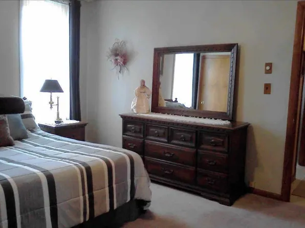 12 Exchange St #2, Gorham, NH 03581