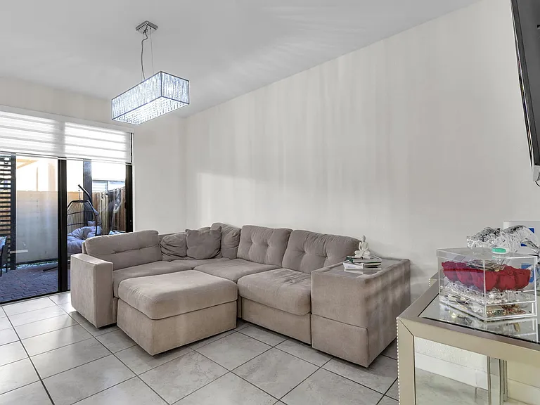11413 SW 252nd St — Photo 9