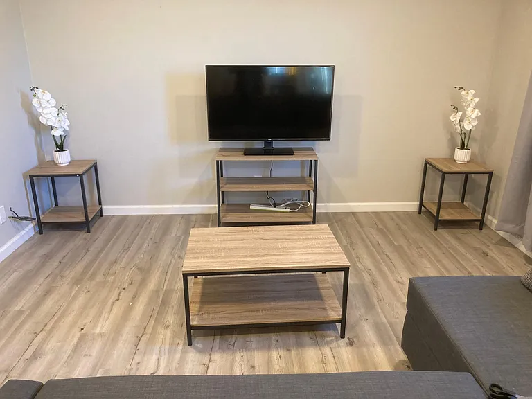 1691 Ontario Dr #6SIX — Photo 8