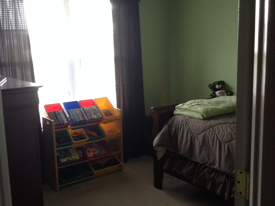 1st image of 43 Bluegrass Cir
