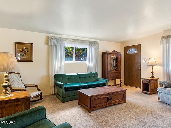 5th image of 4318 N Radin Ave