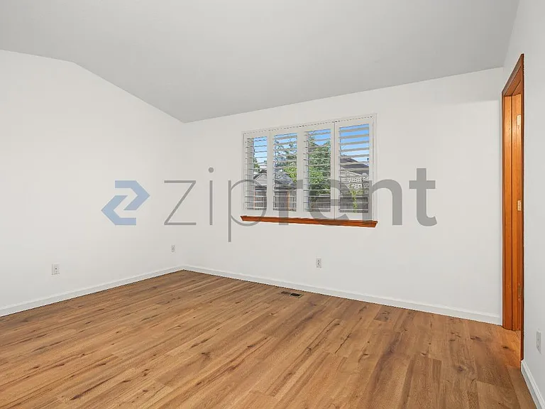 13086 SW Tearose Way — Photo 15