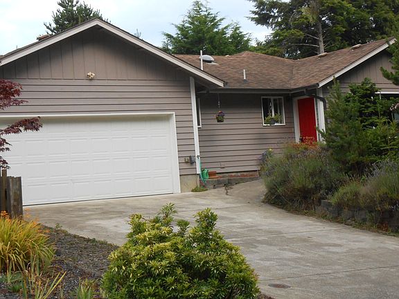 2nd image of 1365 SW Chad Dr