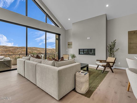 5th image of 4259 E Escalante Ln