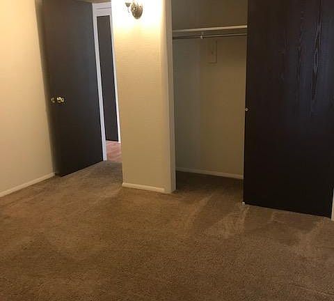 5th image of 3462 E Flower St
