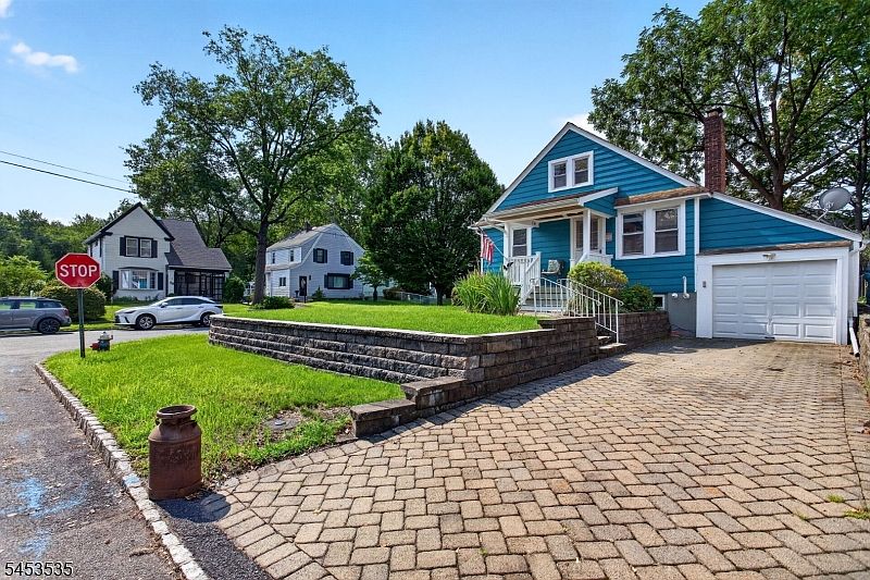 1st image of 1 Perry Pl