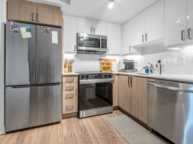 556 Marlee Ave #225 — Photo 10