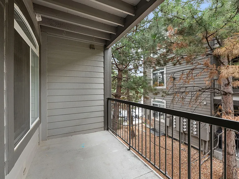 2575 S Syracuse Way #H201 — Photo 17