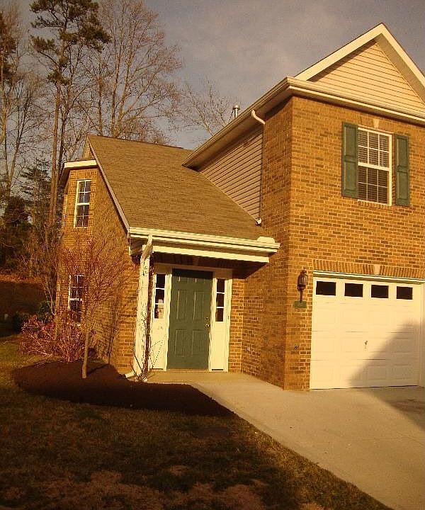 1st image of 7116 La Christa Way