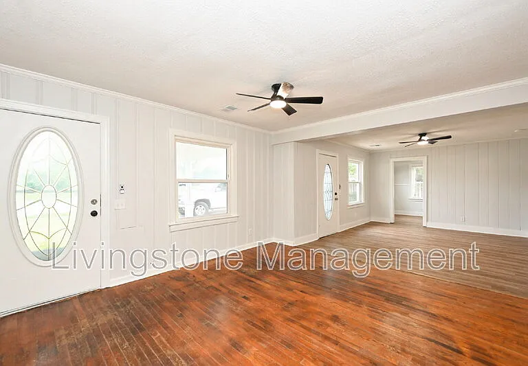 872 W Albert Gallatin Ave — Photo 8