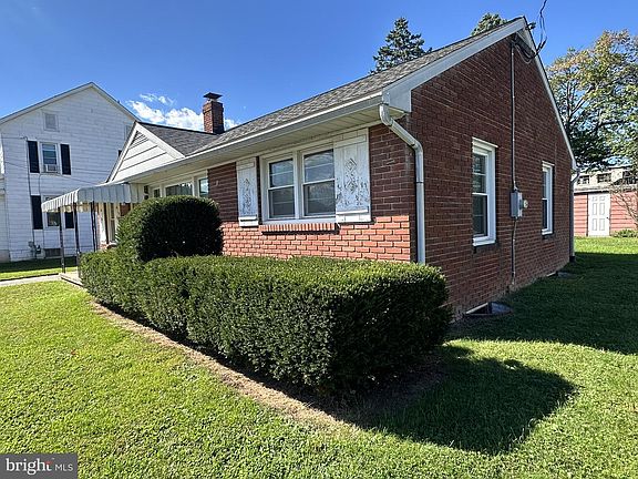 3rd image of 314 Lumber St