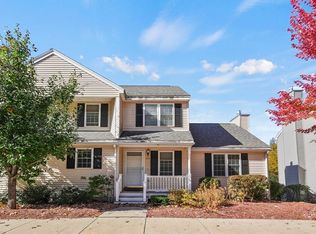 123 Constitution Dr, Fitchburg, MA 01420