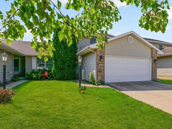 3907 Aberdeen Dr, Champaign, IL 61822