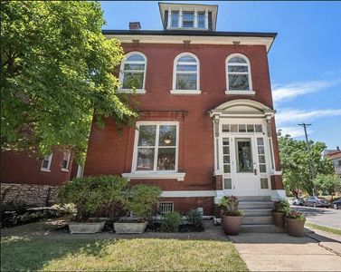 3458 Sidney St, Saint Louis, MO, 63104