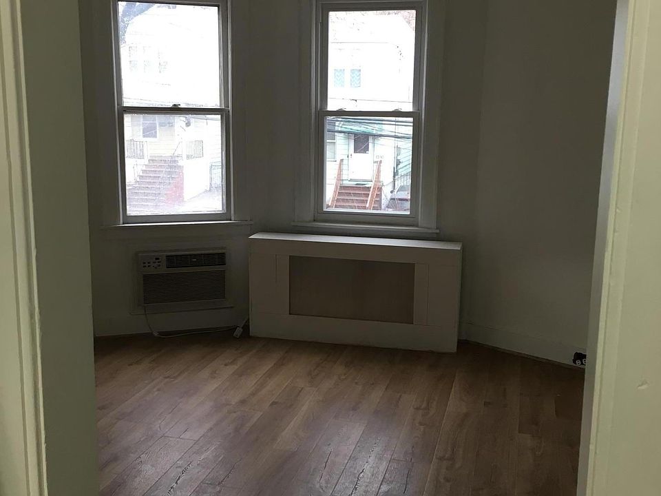 2nd image of 1311 125th St Floor 2