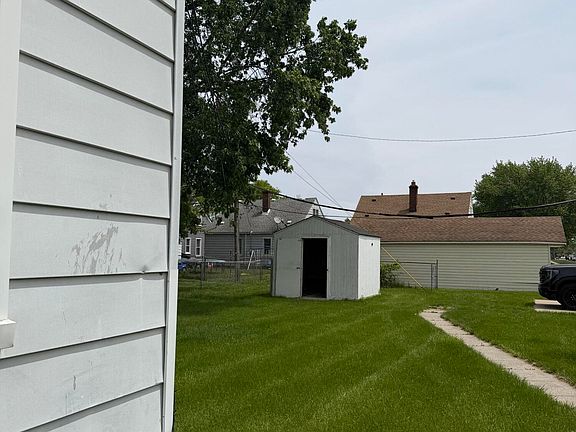 4th image of 21706 Rausch Ave