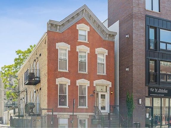 5th image of 1713 W North Ave Unit 2R