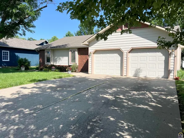 4125 Goldfield St, Lawrence, KS 66049