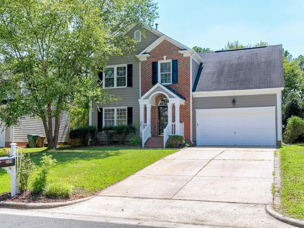 109 Whitehaven Ln, Cary, NC 27519