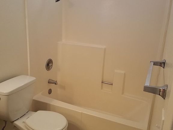 5th image of 4126 39th St APT 5