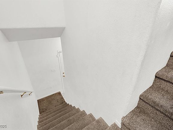 5th image of 9321 Straw Hays St Unit 101