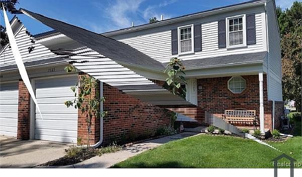 1st image of 7389 S Kingston Ct #1