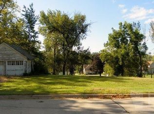 309 E Oak St, North English, IA 52316