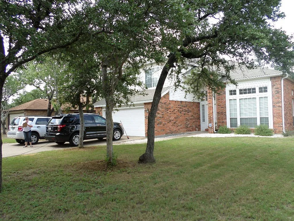 2207 Cheyenne — Photo 3