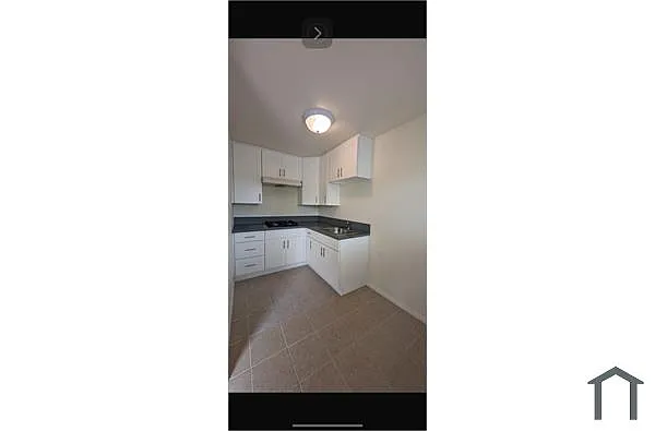 Building Photo - 525 Joyce Dr #1