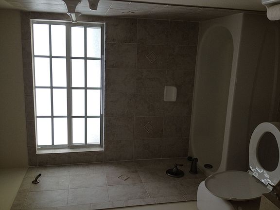 4th image of 31041 Stone Arch Ave
