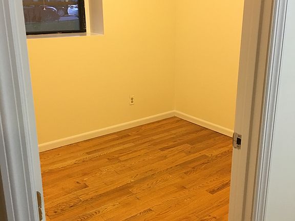 5th image of 81-10 135 St #100