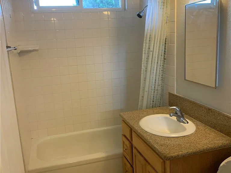 11827 Ferris Rd #I — Photo 4