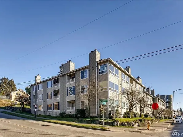 2421 SW Trenton St APT 209, Seattle, WA 98106