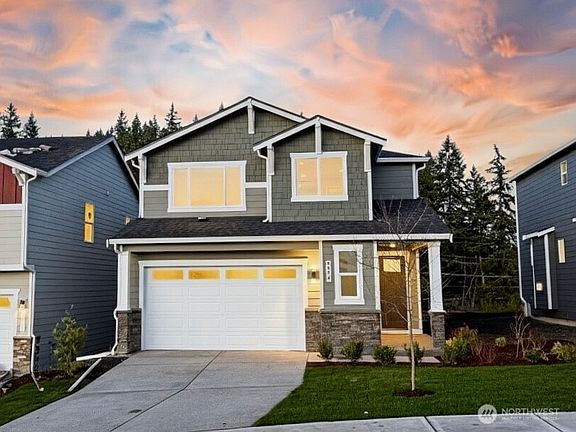 2nd image of 2058 NE Norseman Way