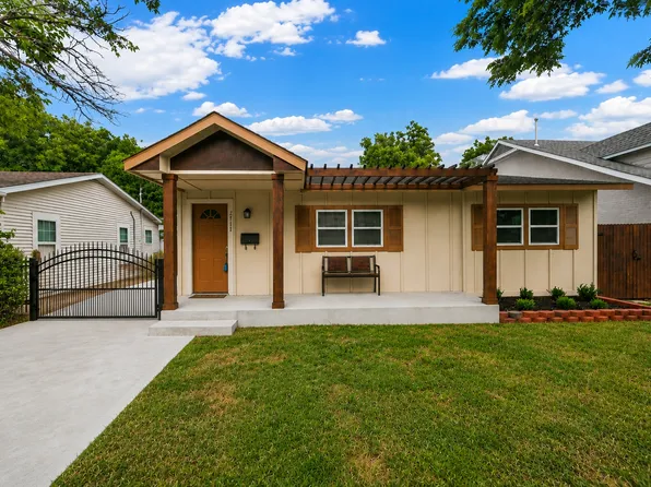 2717 Townsend Dr, Fort Worth, TX 76110