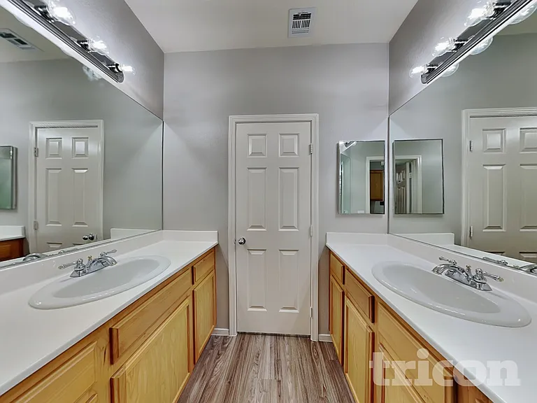 4352 Hera Temple Ave — Photo 17