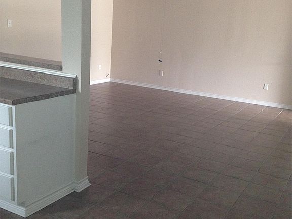 3rd image of 2320 Granger Dr Unit D