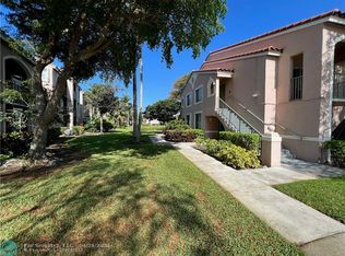 12118 Saint Andrews Pl APT 101, Hollywood, FL 33025