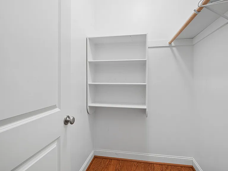 2517 Brookville Dr #A — Photo 29