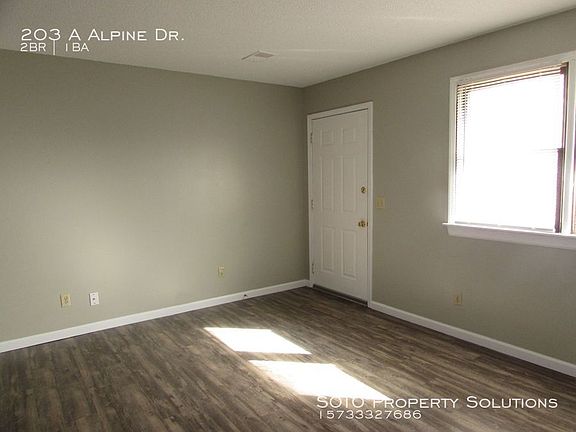 5th image of 203 Alpine Dr #A
