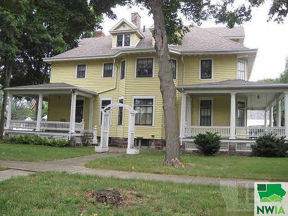 2nd image of 501 N Roosevelt Ave