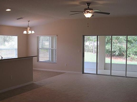 5th image of 27148 Roanoke Dr
