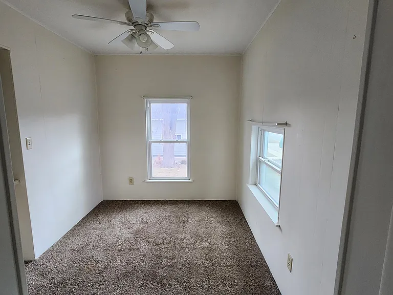 403 Meeker St — Photo 7