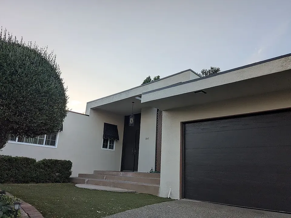 8645 Sunnyslope Dr