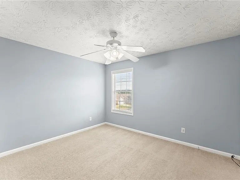 104 Jameston Dr — Photo 16