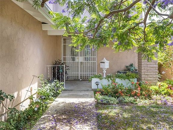3rd image of 1955 Peninsula Verde Dr
