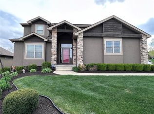 2519 W 146th St, Leawood, KS 66224