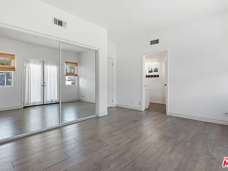 24310 Belford Ct — Photo 54