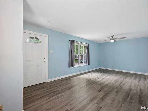 2nd image of 7109 Yates St