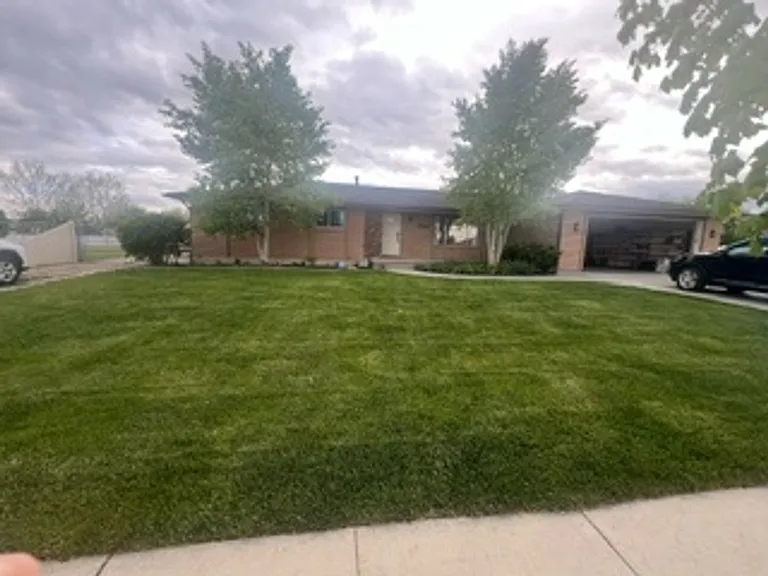 1963 W Lawrence Cir — Photo 2